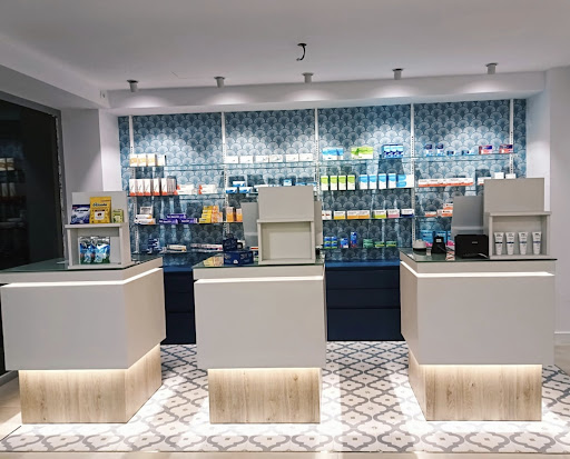 Farmacia Sant Antoni Lda. Gloria Cabrera Jaume