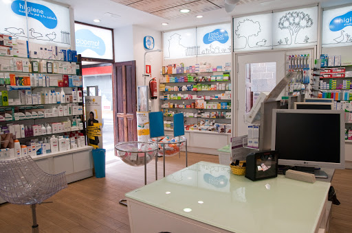 Farmacia Plaza de la Catedral Lcda. Elena Pardillo Delgado