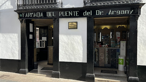Farmacia del Puente