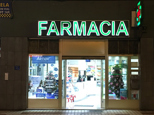 Farmacia Alicia y Carlos Ríos Artiles