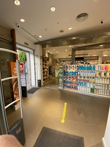 Farmacia Plaza San Gregorio - Lcdo. Juan Luis Suárez Ramos