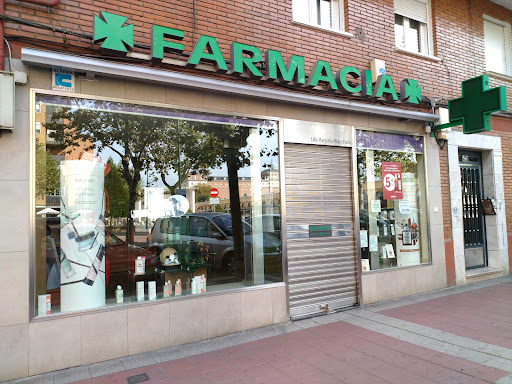 Farmacia Mirabel (Lda. Clara Puente Lázaro)