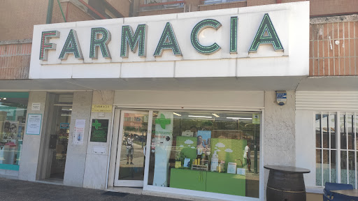 Farmacia Arturo Eyries (Lda. María Dolores Parra Astorgano)