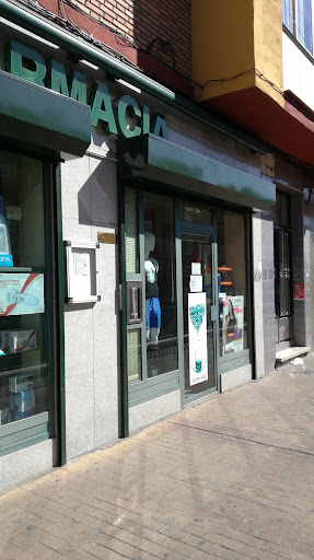 Farmacia Ldo. Pablo Colina Rivera