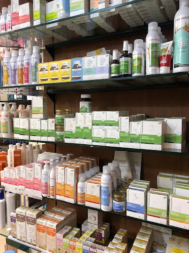 Farmacia Fuente Dorada (Ldo. Ángel Gómez Hernández)