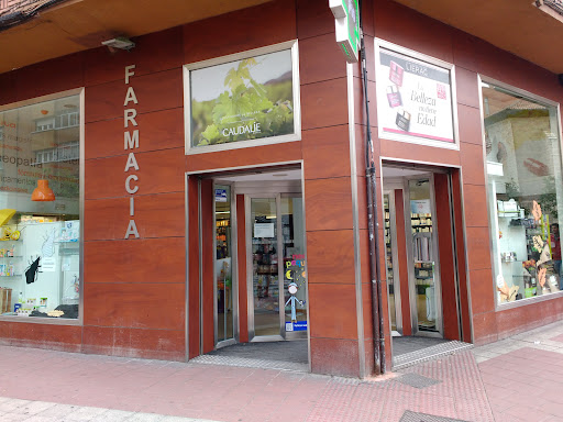 FARMACIA Santa Clara (Ldo. Víctor Puente Lázaro)