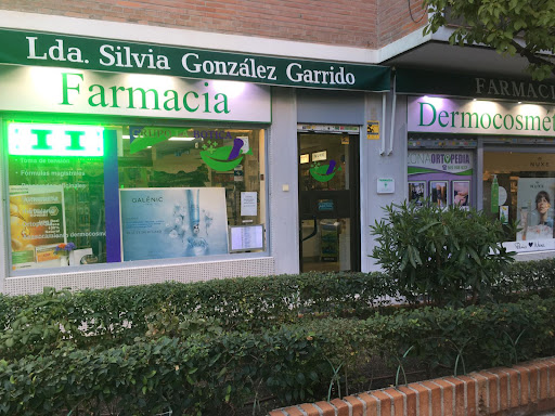 Farmacia Trébol Víctor de la Serna