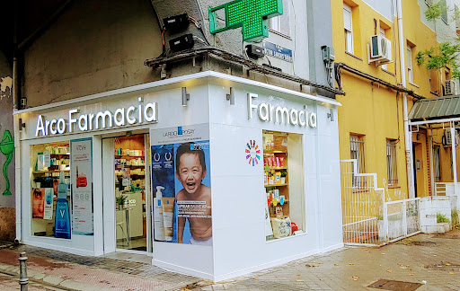 Arco Farmacia Usera