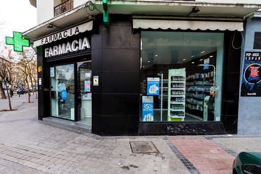 Farmacia Chamberí - Ldo. Mario Esquivias | Farmacia y parafarmacia en Madrid