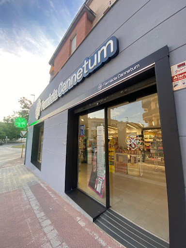 FARMACIA CANNETUM