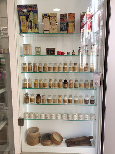 Farmacia Adela Casesnoves