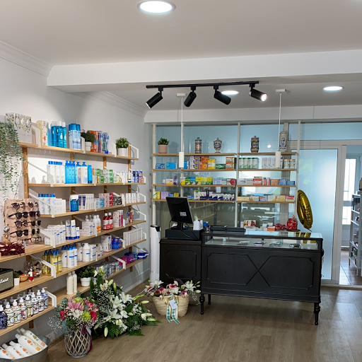 "FARMACIA GUADASSÉQUIES" CAROLINA FERRANDIS BELLVIS
