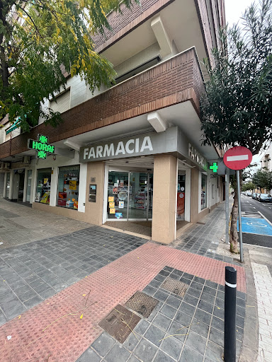 Farmacia y Ortopedia María José Llopis Clavijo