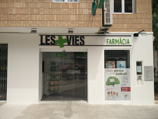 Farmacia Ldos Ortega Martínez, ahora Farmacia Les Vies