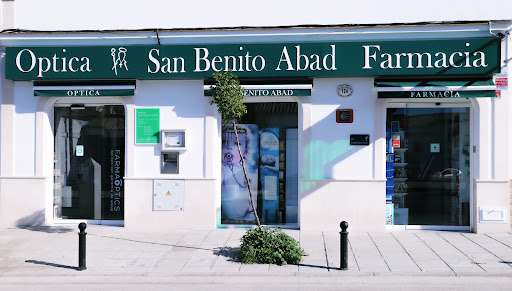 Farmacia Óptica San Benito Abad