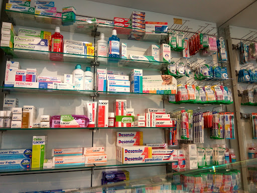 Farmacia Giralda