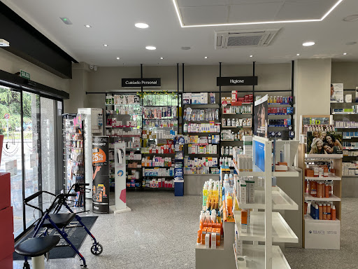 Farmacia Plaza Barajas (Grupo Farmalife)