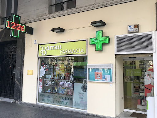 Farmacia Virginia Barrau Centro de Zaragoza, Especialistas en dermocosmética. 12 horas. Desde 1924