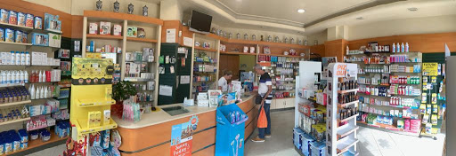 Farmacia La Plaza LDO. CELESTINO FERNANDEZ