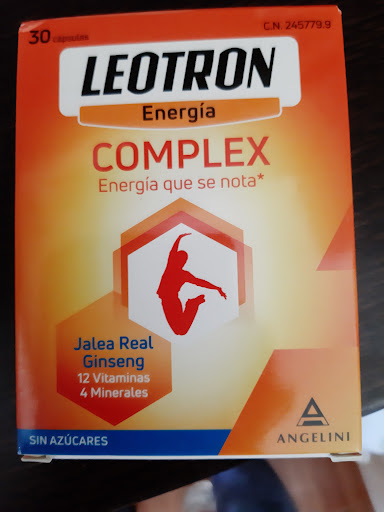 Farmacia Nieves Lopez y Julio Arias CB