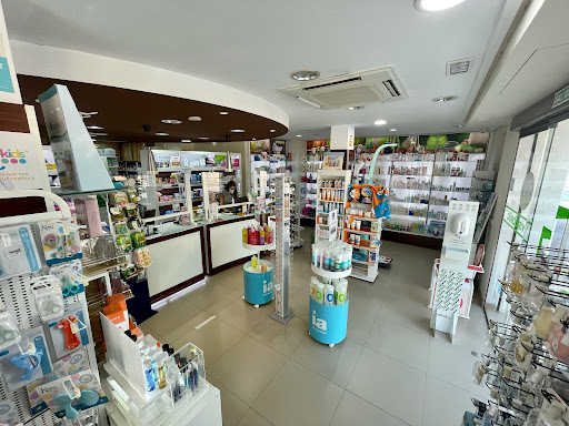 Farmacia Vistabella 13 HORAS. Lda. Cristina Otón