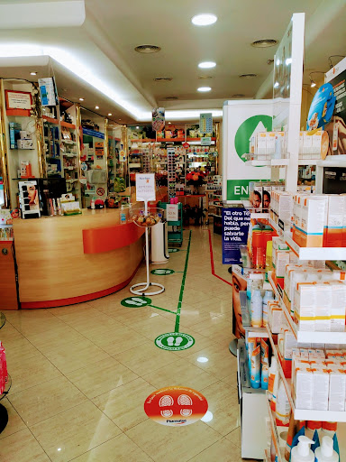 Farmacia Doña Elena Serrano Landaberea (Abierta 24 horas)
