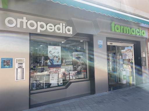 Farmacia-ortopedia Luís Sánchez Bolívar